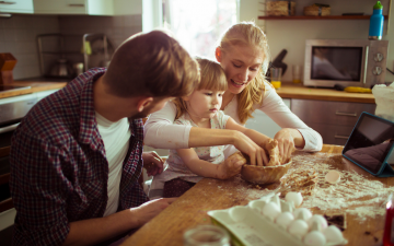 Family baking